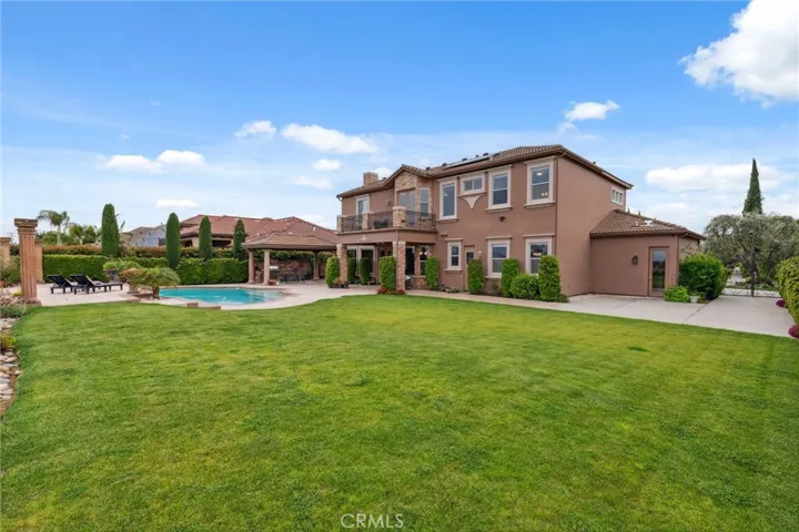 4918 W Bluff, Fresno, California 93722