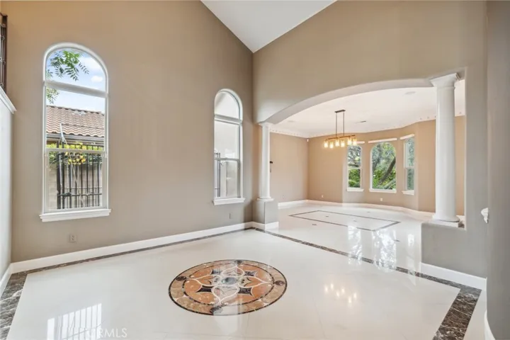 4918 W Bluff, Fresno, California 93722