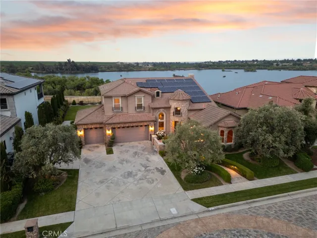 4918 W Bluff, Fresno, California 93722