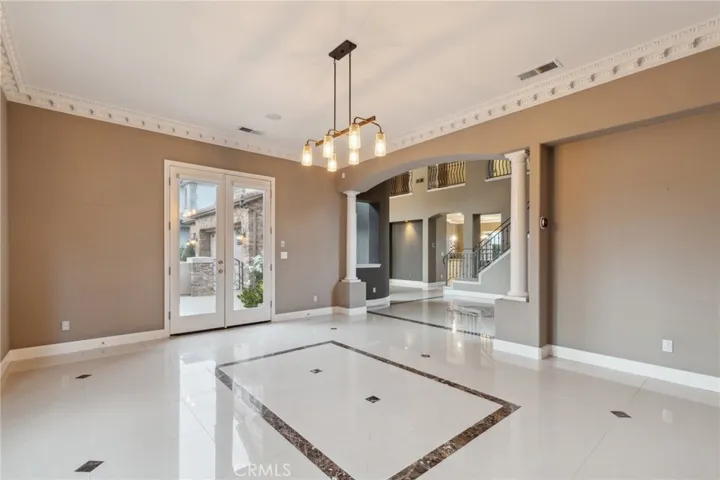 4918 W Bluff, Fresno, California 93722