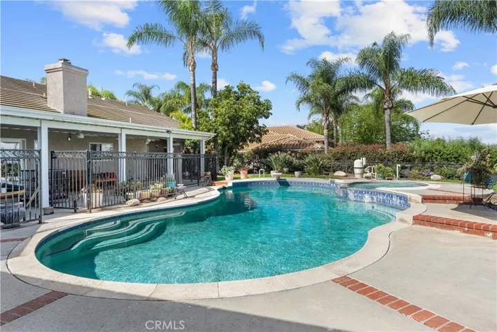17492 Mariposa Avenue, Riverside, California 92504
