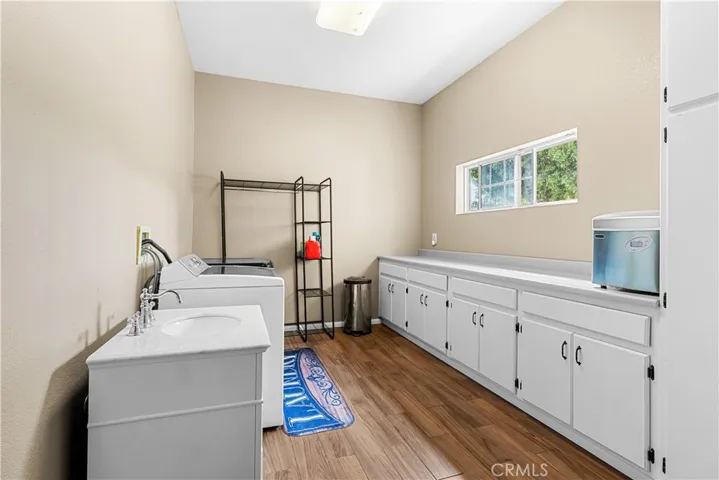 17492 Mariposa Avenue, Riverside, California 92504