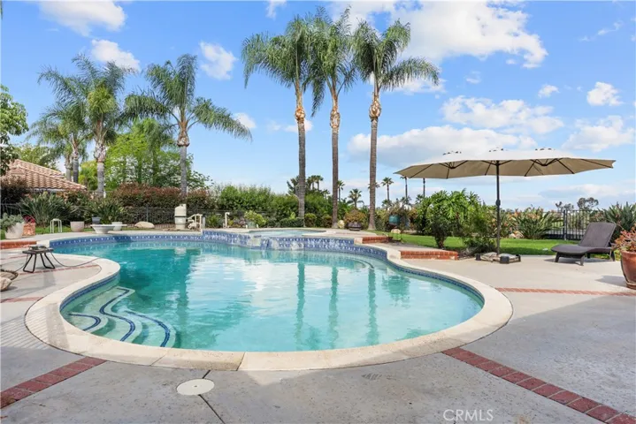 17492 Mariposa Avenue, Riverside, California 92504