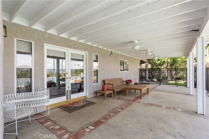 17492 Mariposa Avenue, Riverside, California 92504