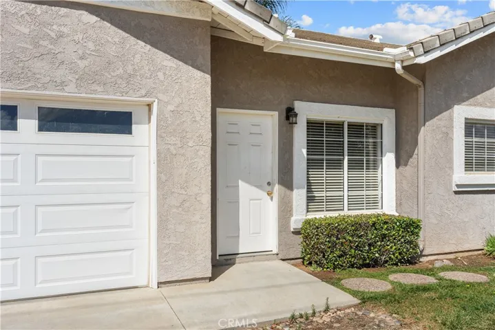 Guest Dwelling Unit Private Entrance