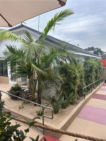3925 Fountain, Los Angeles, California 90029
