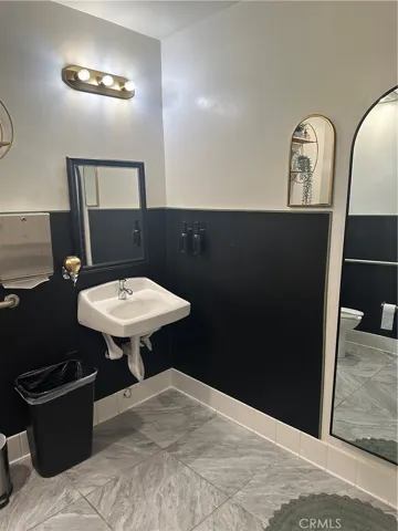 3925 Fountain, Los Angeles, California 90029