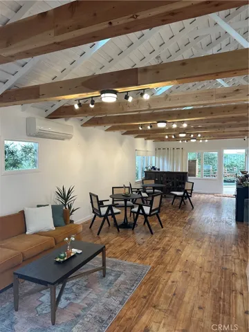 3925 Fountain, Los Angeles, California 90029