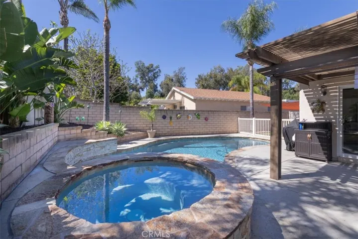 27302 Osuna, Mission Viejo, California 92691