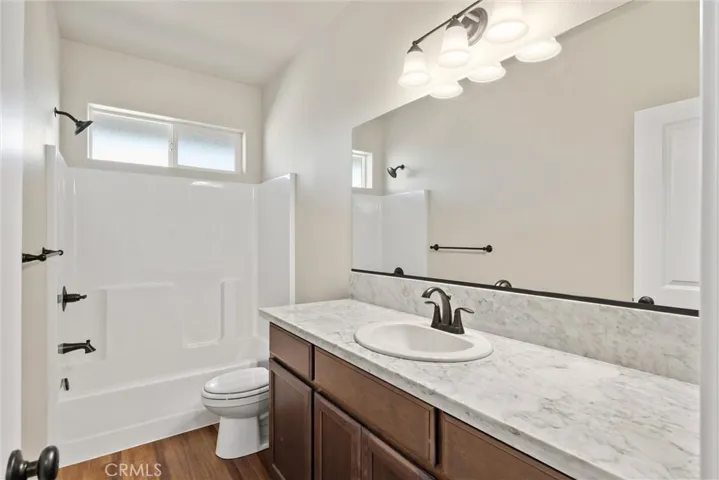 MODEL HOME PHOTOS - SOME FINISHES MAY DIFFER