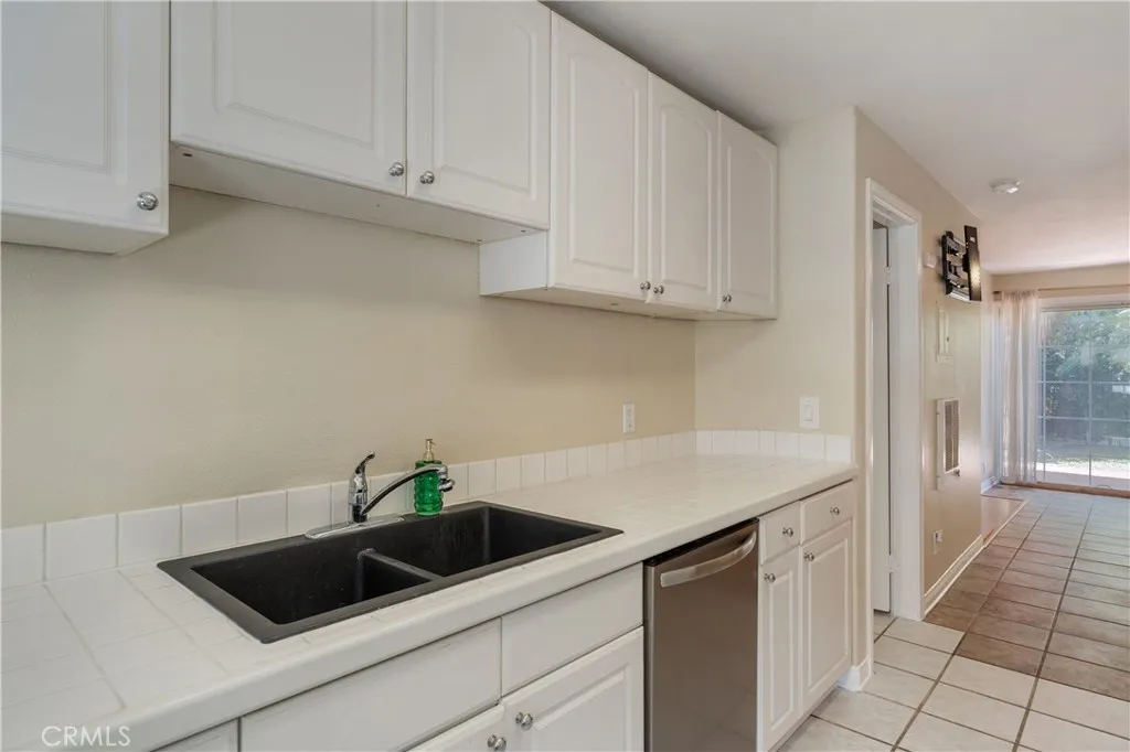 Dishwasher included