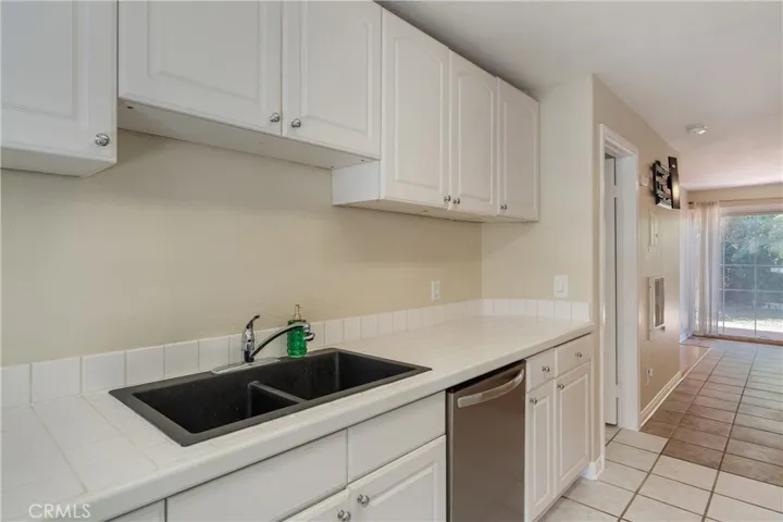 Dishwasher included