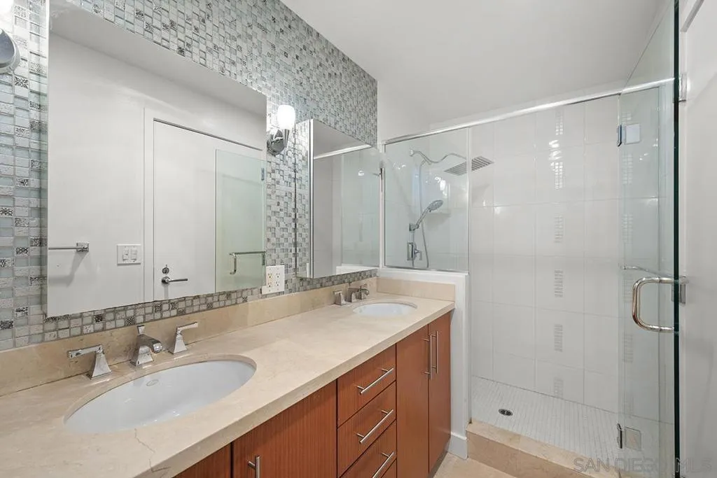 Primary Bath/Spa