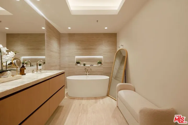 2132 Century Park Lane 407, Los Angeles, California 90067