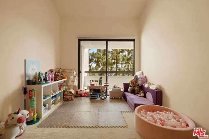 2132 Century Park Lane 407, Los Angeles, California 90067