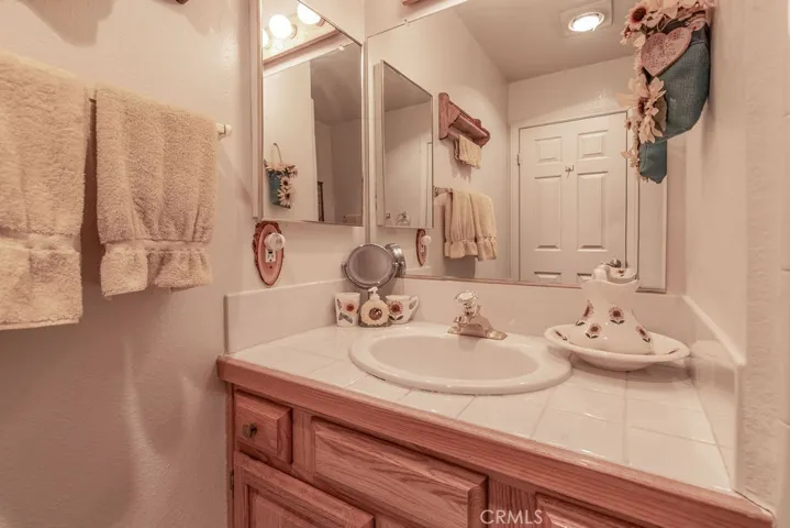 43091 Bear Creek Court, Big Bear Lake, California 92315