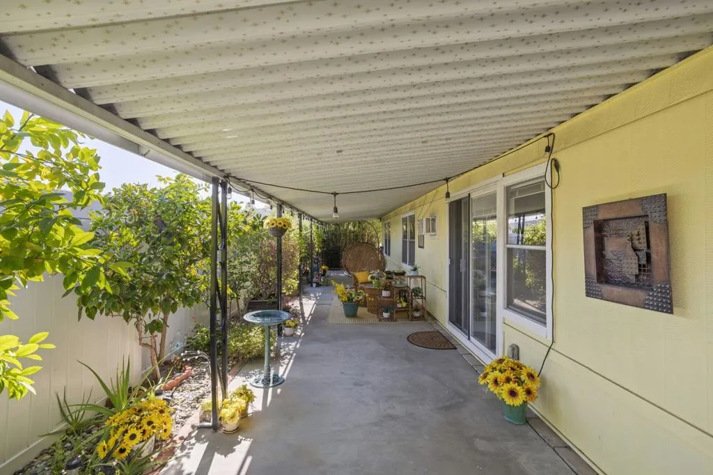 3-web-or-mls-246-laredo-dr