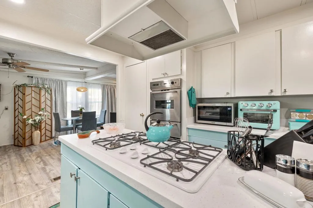 28-web-or-mls-8M4A2395