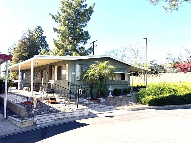 3850 Atlantic Avenue 122, Highland, California 92346