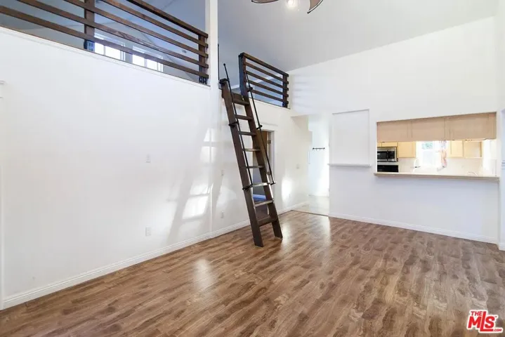 1614 Grafton Street, Los Angeles, California 90026