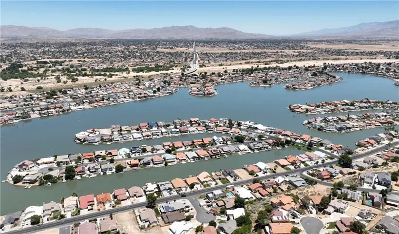 12885 Golf Course Drive, Victorville, California 92395