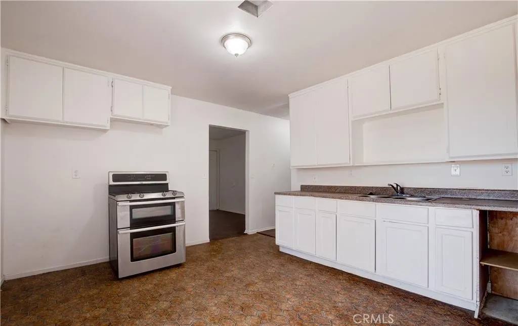 Photo prior to being leased