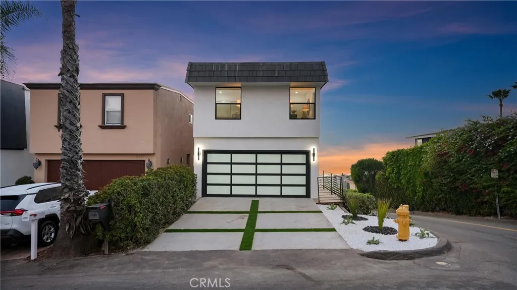 1095 Miramar