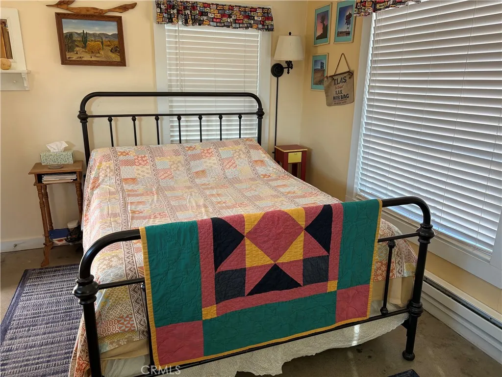 BED EAST CABIN
