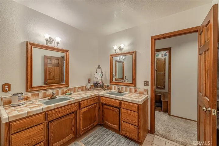 43118 Roulette Lane, Lancaster, California 93536