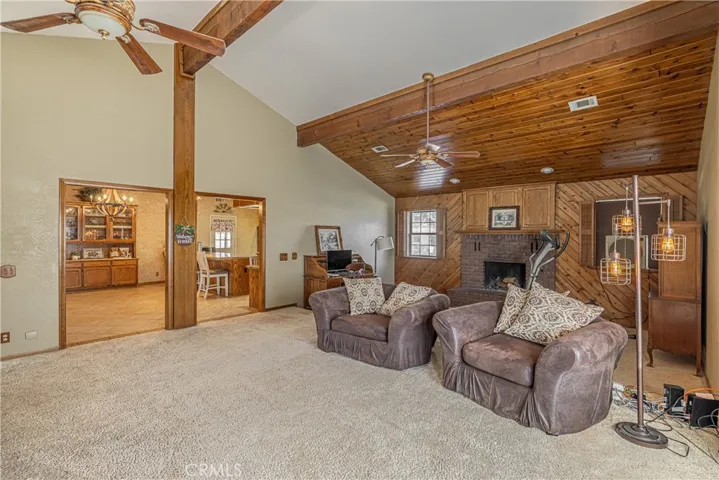 43118 Roulette Lane, Lancaster, California 93536