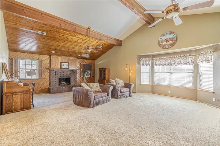 43118 Roulette Lane, Lancaster, California 93536