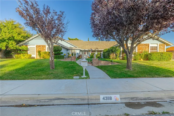 43118 Roulette Lane, Lancaster, California 93536