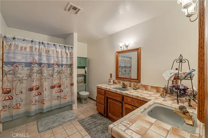 43118 Roulette Lane, Lancaster, California 93536
