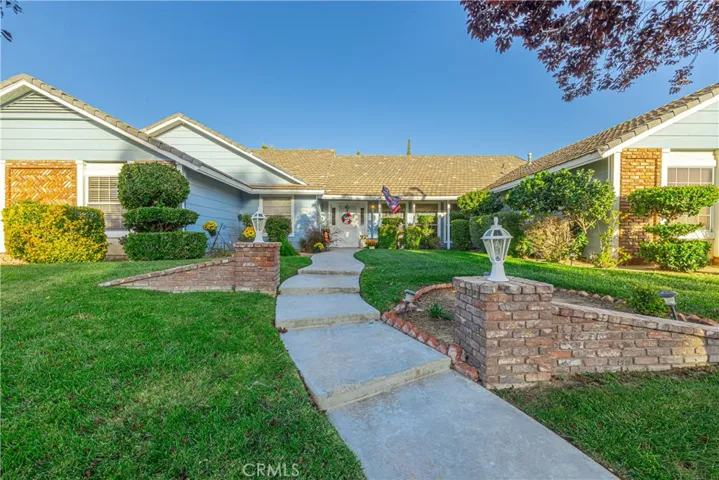 43118 Roulette Lane, Lancaster, California 93536