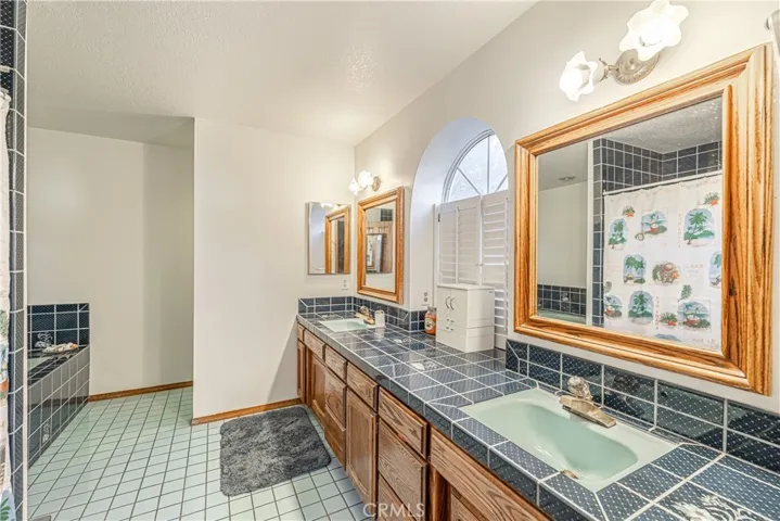 43118 Roulette Lane, Lancaster, California 93536