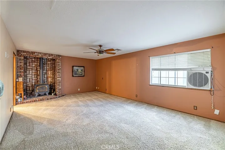43118 Roulette Lane, Lancaster, California 93536