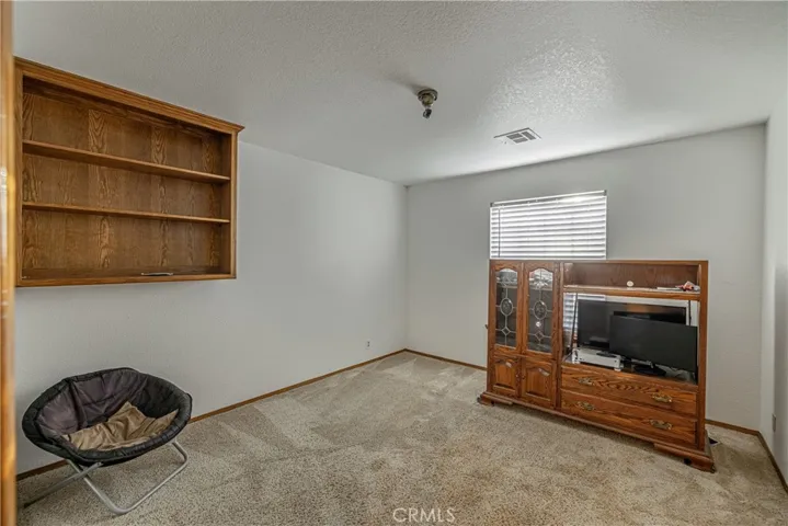 43118 Roulette Lane, Lancaster, California 93536
