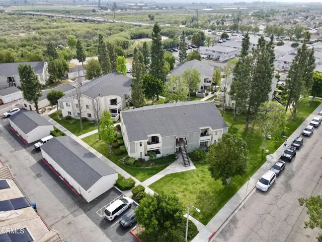 CB0C78F3-0187-45D5-BD57-F80B3EF786B3