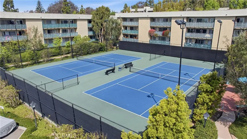 Additional amenities include 2 large tennis courts.