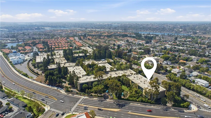 Home is conveniently located near CSULB, VA Hospital, 2nd & PCH, Belmont Shores.