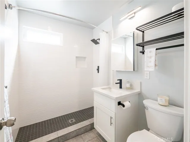 3280 Orlando Road, Pasadena, California 91107