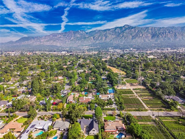 3280 Orlando Road, Pasadena, California 91107