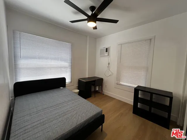 2101 Bonsallo Avenue D, Los Angeles, California 90007