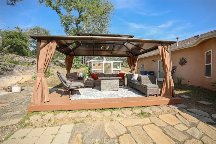 41121 Long Hollow, Coarsegold, California 93614
