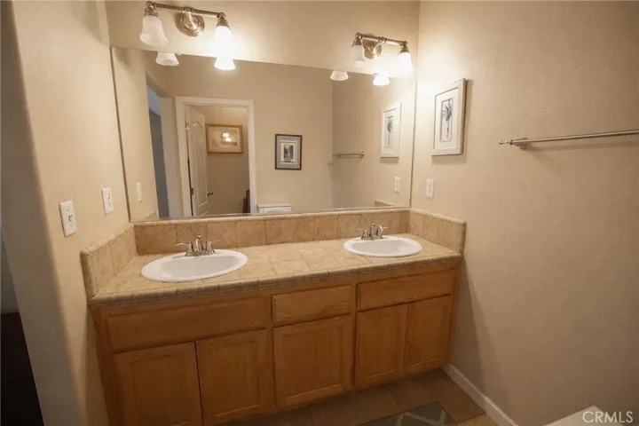 41121 Long Hollow, Coarsegold, California 93614