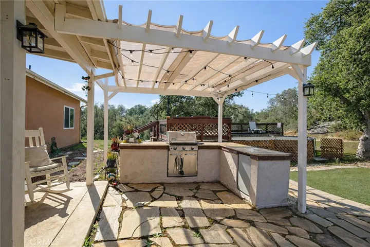 41121 Long Hollow, Coarsegold, California 93614