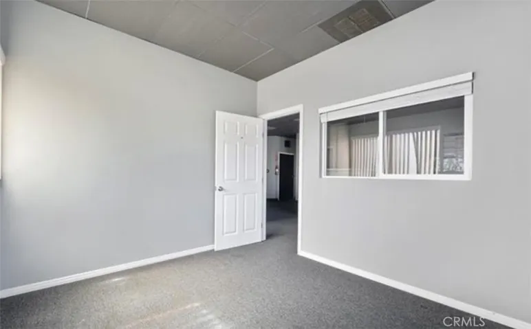 Executive Office 1