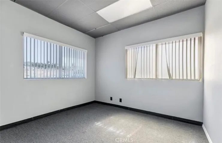 Executive Office 1