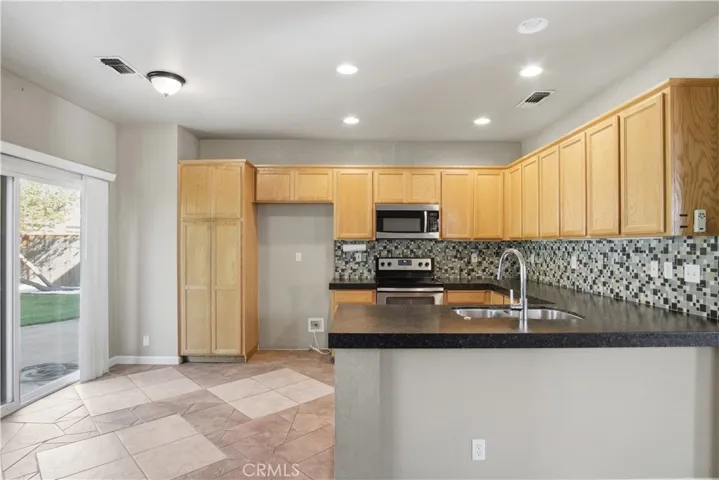 2213 Lionudakis Court, Modesto, California 95355