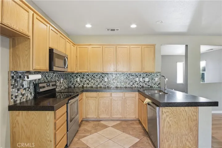 2213 Lionudakis Court, Modesto, California 95355